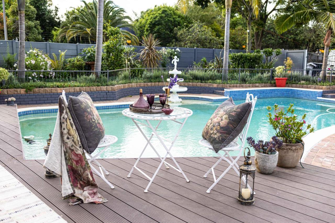 Cape Pillars Boutique Hotel Durbanville Esterno foto