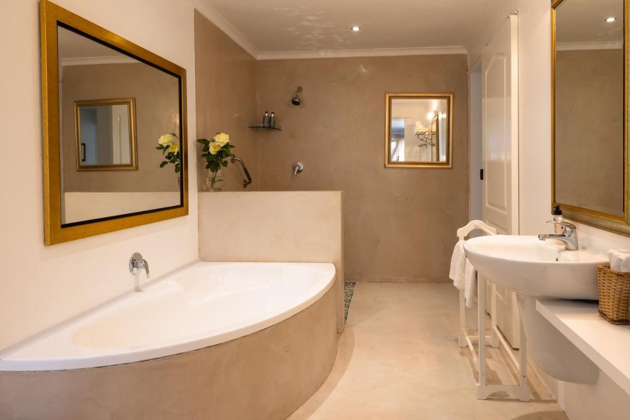 Cape Pillars Boutique Hotel Durbanville Esterno foto