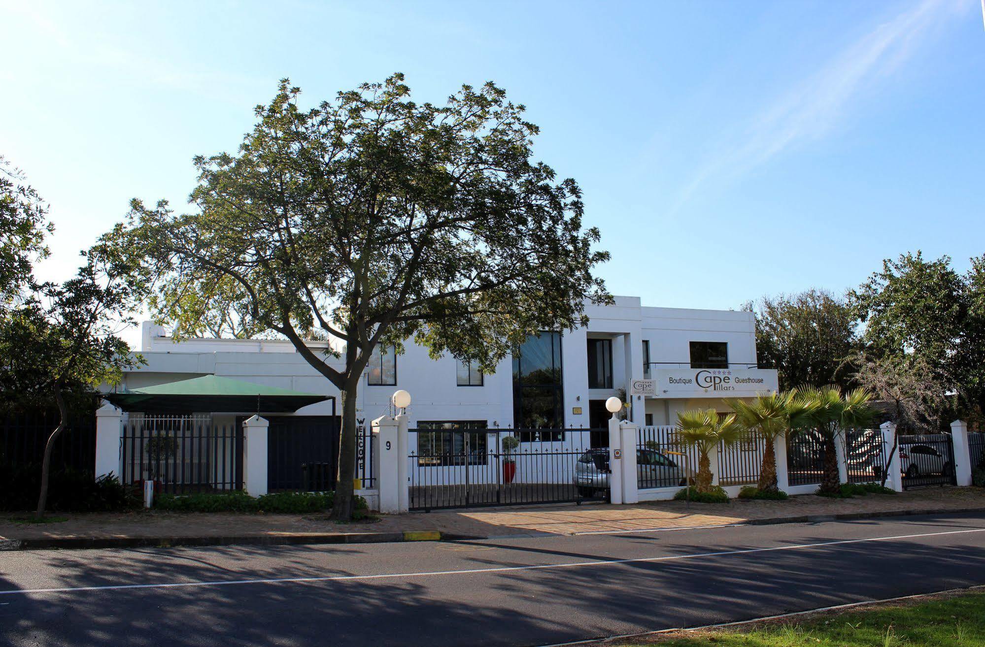 Cape Pillars Boutique Hotel Durbanville Esterno foto