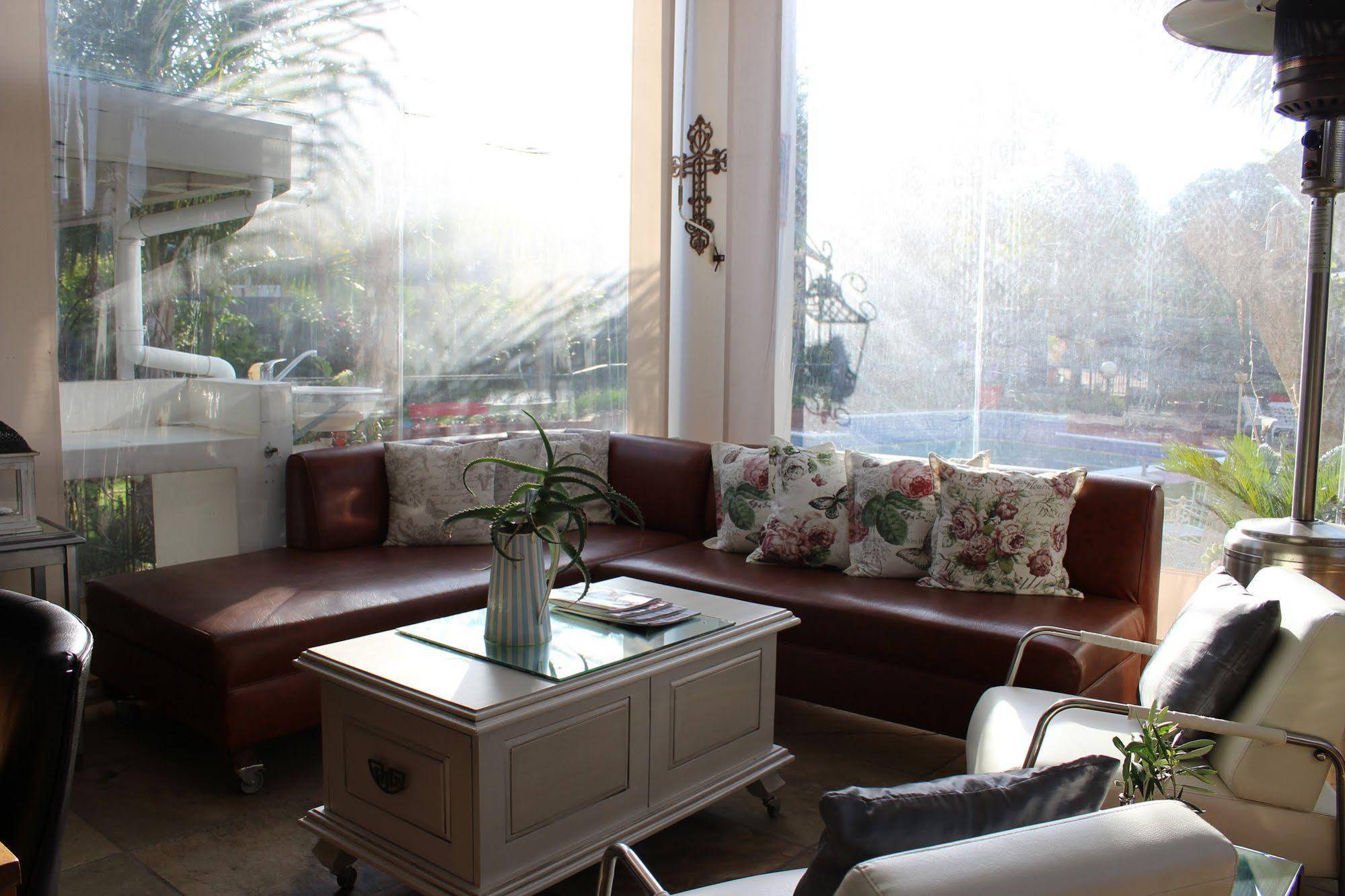 Cape Pillars Boutique Hotel Durbanville Esterno foto